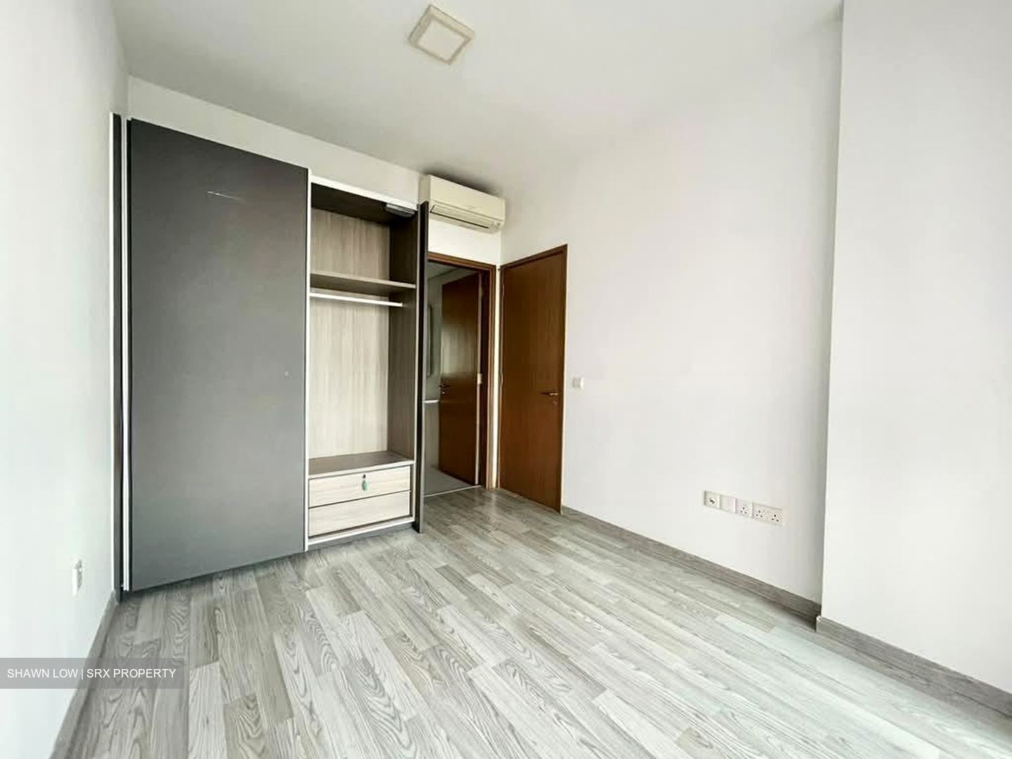 Lakeville (D22), Condominium #601751291